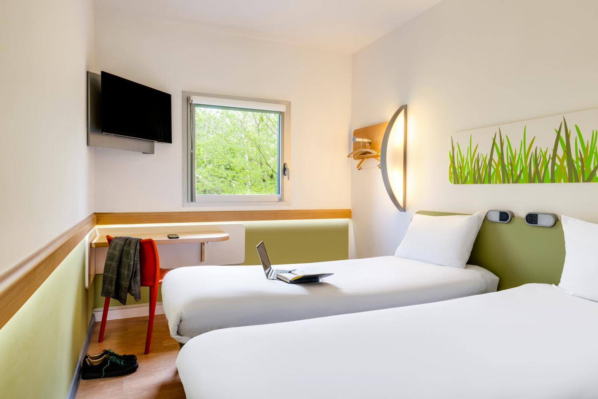 Ibis Budget Augsburg แกร์สโทเฟิน ภายนอก รูปภาพ