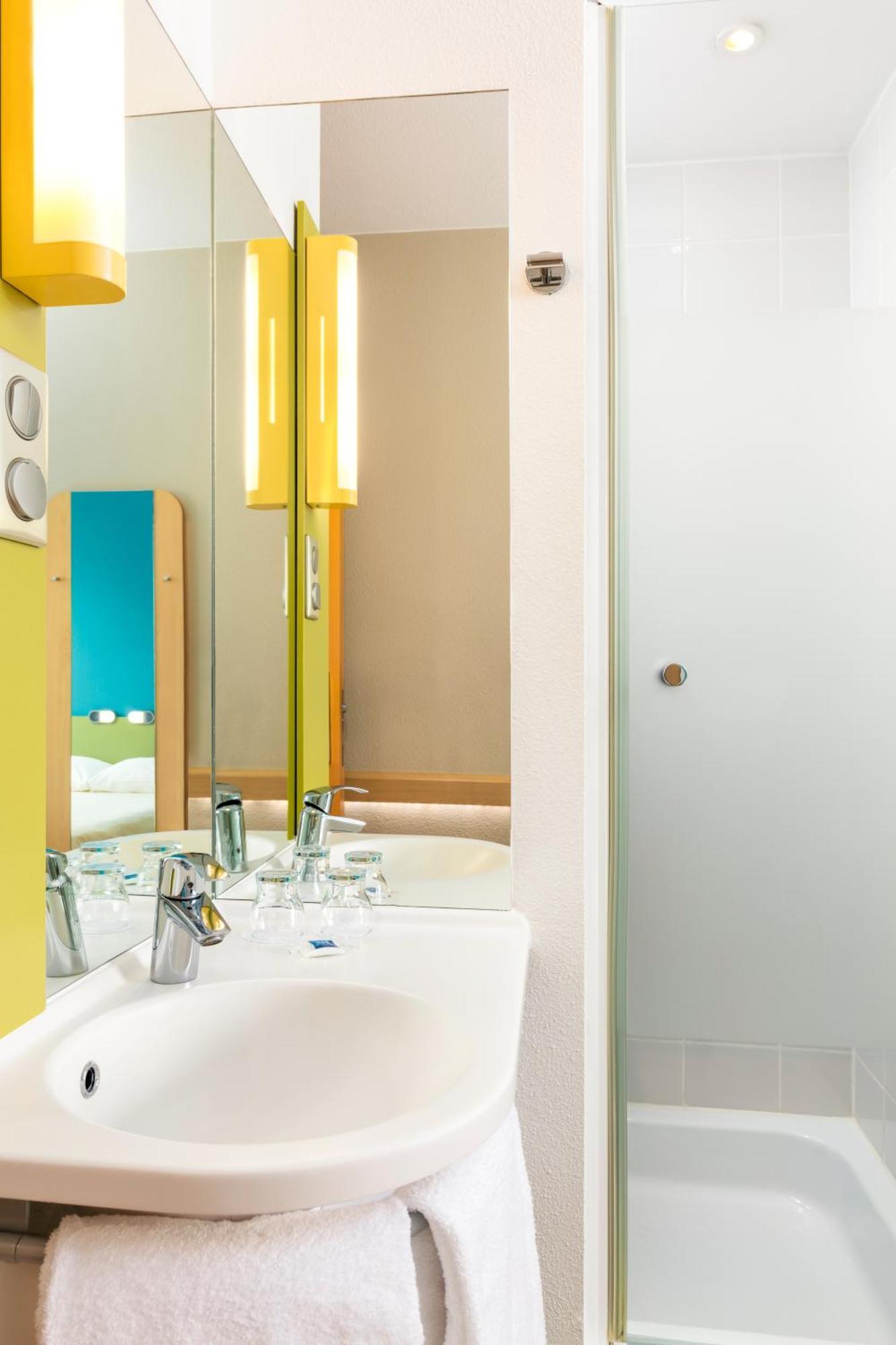 Ibis Budget Augsburg แกร์สโทเฟิน ภายนอก รูปภาพ